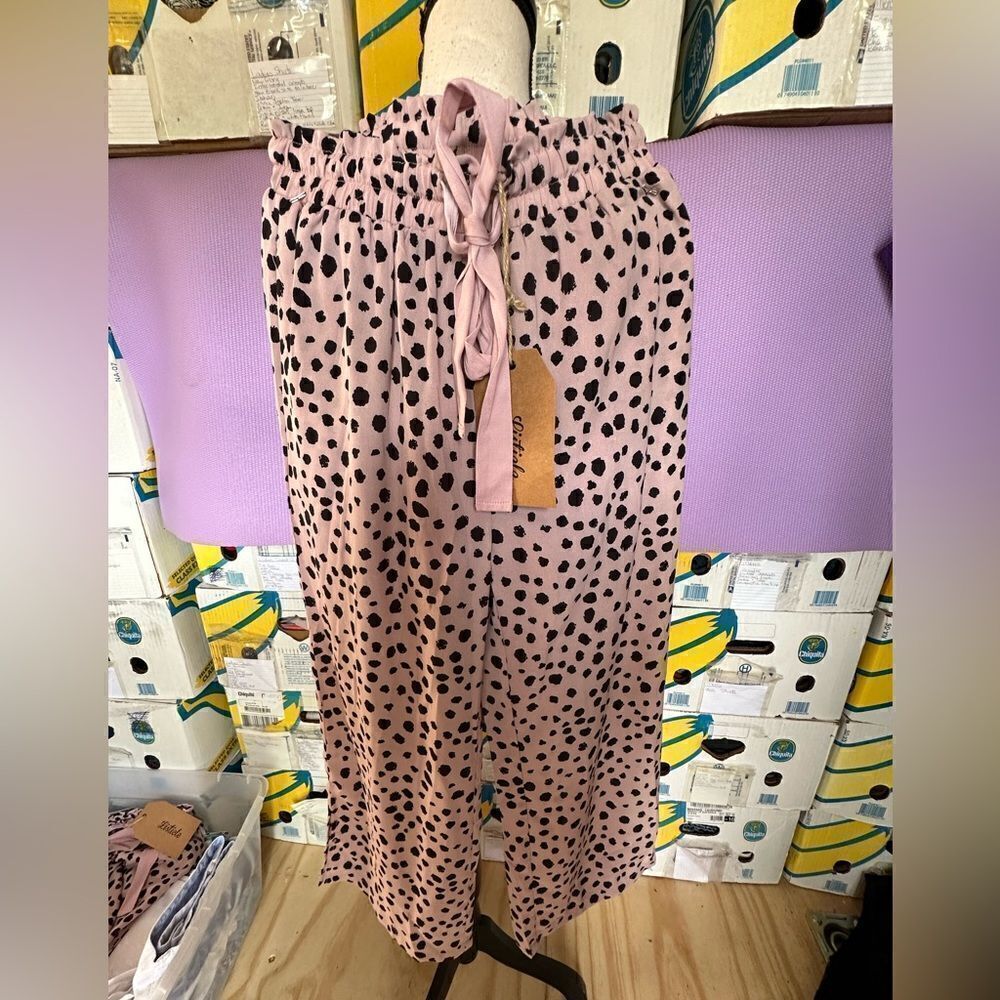 NWT Listicle Pants